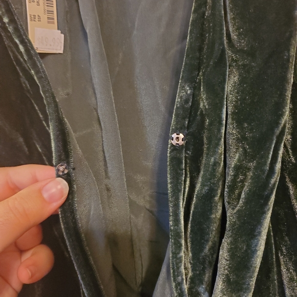 NWT Madewell crushed velvet wrap top in emerald - Picture 7 of 7